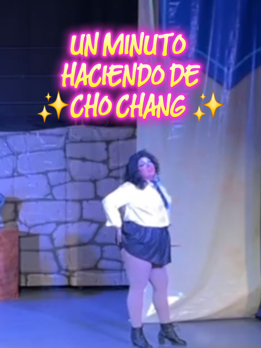 Me tocó subir de emergencia a cubrir personaje y esto paso... #chochang #lgbt #dragqueen #drag #unmagicomusical #attrezzoteatro #teatromty 