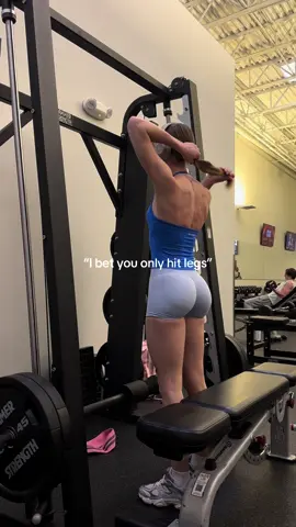 Upper body day >>> #fyp #Gymgirl #gymtransformation #summerbody #upperbodyworkouts #biceps 