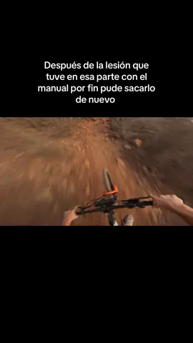 De eso se trata, de mejorar 🤘🏻#bike #mountainbike #sensacion #caida #mtb #riesgo #paratii #fpy #deporte #recommendations #manual #truco 