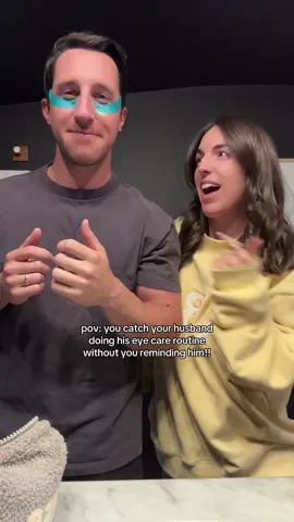 He understands the nightly assignment!! 👀👏 #couplesskincare #couplescomedy #couplesgoals #skincareroutine #nightlyskincareroutine 