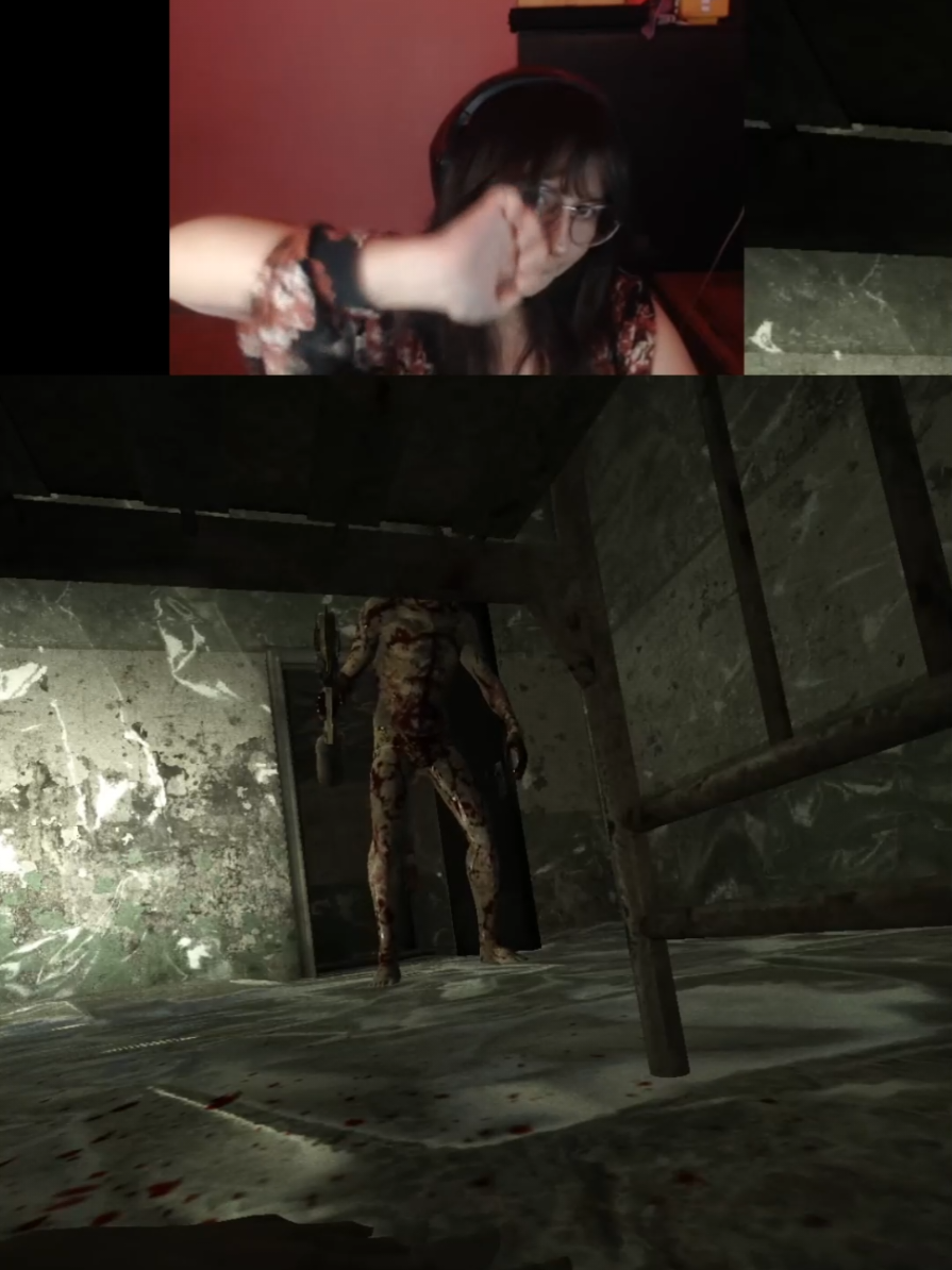 Pero por qué?😔✊🏻 #outlast #gamplay #gamestiktok #horrortiktok #juegosdemiedo #juegosdeterror #twitch #streamerpequeño #elmariana #fyp #pqrati 