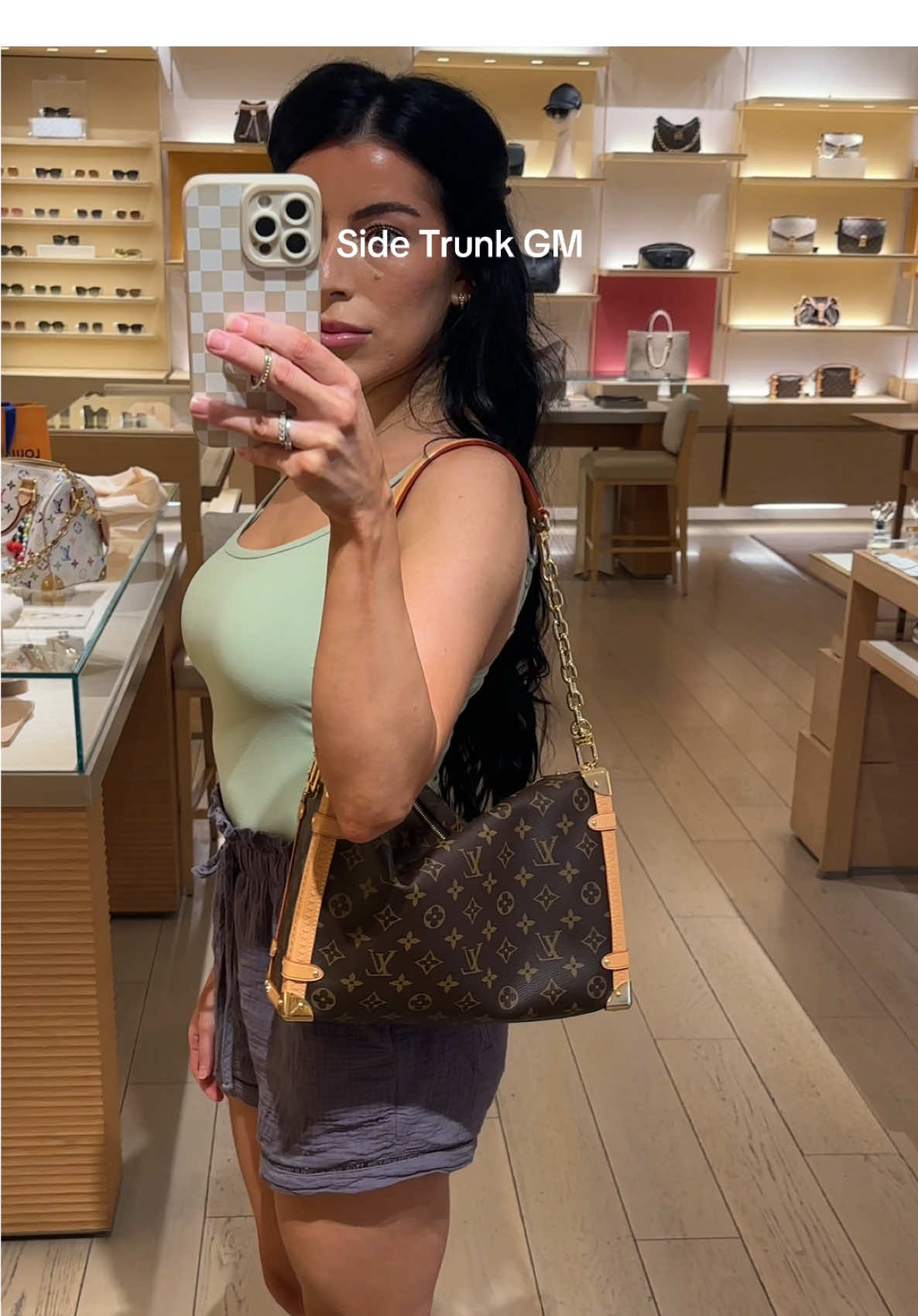 Absolutely obsesseddddd!! Need!! *New* @Louis Vuitton Side Trunk GM #monogram #louisvuittonlover #louisvuittonaddict #newrelease #handbagtiktok #fyp #tryon #shopwithme #sidetrunk #crossbodybag #pursetok 