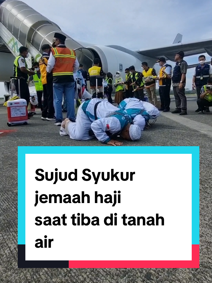 Rombongan jemaah haji kloter satu embarkasi Solo mendarat pada jumat pagi, jemaah melakukan sujud Syukur saat tiba kembali di tanah air. #donohudan #ibadah #jemaah #makkahmadinah🕋 #embarkasi #haji #boyolali #adisoemarmoairport #pesawat #asramahaji #solo 
