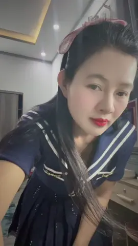 Mẹ của Trân . My .Bảo .Bill . Mãi hồn nhiên vô tư nhé mẹ ! 