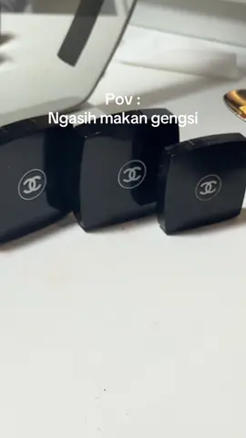 ⁠Gengsi kenyang, aku tenang wkwk #Gengsian #NgasihMakanGengsi #MakanGengsiDulu 