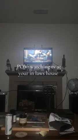 Like…what’s going on here lolllll  #fyp #foryoupage #tv #inlaws #comedyvideo 