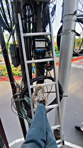 #wifimadiun #wifi #pasangwifi #wifimurah #fiberoptic #madiun  #teknisiwifi #teknisiwifisatset  #magetan #ponorogo #kotamadiun #kotapendekar #wifipemkotmadiun #wifikotapendekar 