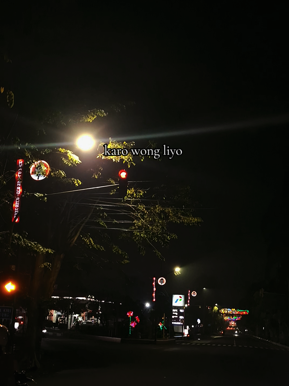 pisah x sebatas teman ..  #fyppppppppppppppppppppppp #fypシ゚ #fyptiktok #affiliatetiktok #blitar #blitarasyik #blitarhitz #blitarcidroparahcah #laguviral #pisahxsebatasteman 