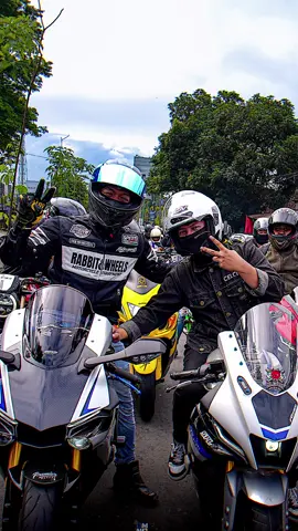 duo apa ni                                                      #fyp #xybca #r15m #r15v4 #r15v3 #r15indonesia #fypp #r15 #r15modifikasi #CapCut #moge #r1m #r1 #kece #foryoupage 