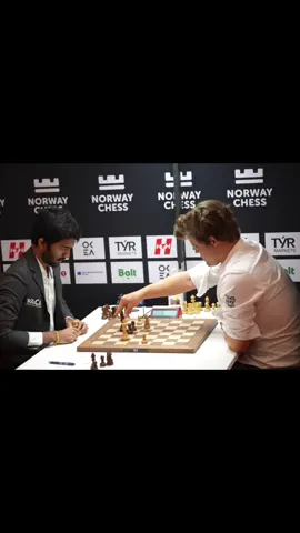 MAGNUS CARLSEN SLAMS TABLE AFTER LOSS TO GUKESH: PART 1 #funnyvideos #funnyvideo #chess #magnuscarlsen