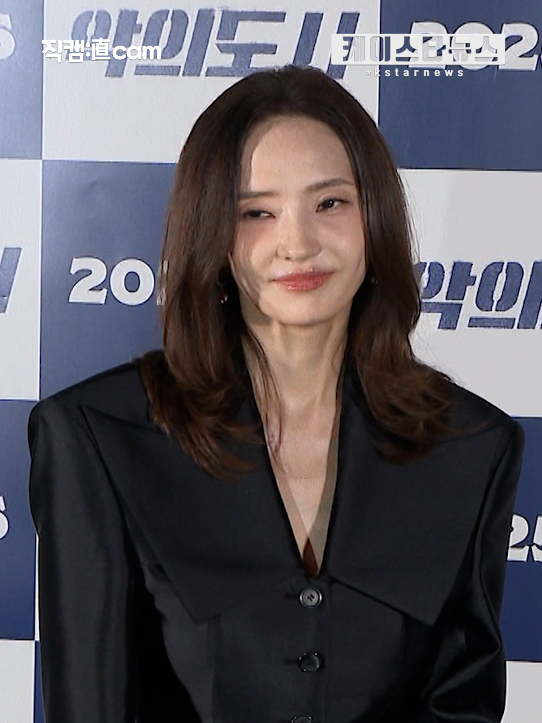 [K직캠] '악의 도시' 한채영, 8년 만에 스크린 나들이 '원조 바비의 위엄' #악의도시 #한채영 #원조바비 #포토타임 #직캠 #아이에이치큐 #케이스타뉴스 #KSTARNEWS #IHQ #HanChaeYoung #Thedevilyouknow