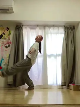 新曲SERIOUS踊ってたら、イイところで息子が学校から帰って来たので急にハケます、私！笑 #snowman #snowmansirious  #sirious  #dance #推し活