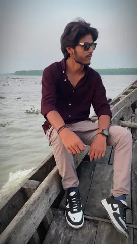 করলো কি জাদু হায় ,,!