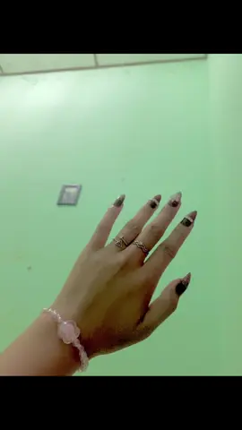 #freelem #kukucantik #kukupalsu #tahanlama #4u #fyp 