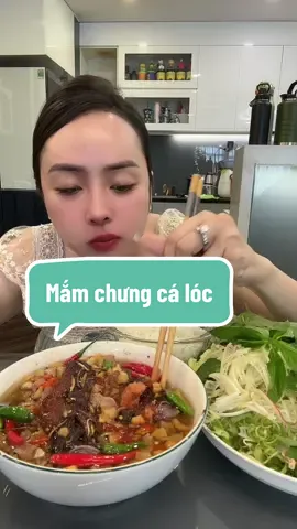 Lâu lâu chưng mắm cá lóc chấm rau sống ngon gì đâu #mukbang #xuhuong #ancungtiktok 