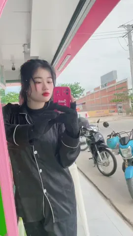 ចុះយាយឯងស្រីអី?😏#flypシ #កូនអ្នកកំពង់ធំ❤️️🌾🌿 