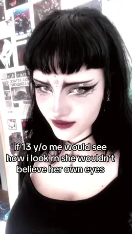 #goth #gothgirl #gothic #gothtok #fy #fyp #grufti #alternativegirl #tradgoth 