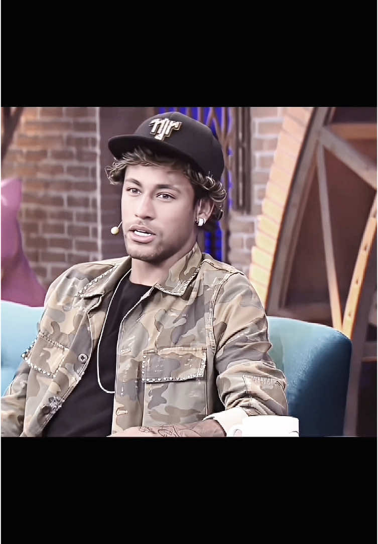 حلمي عيونك♥️! #حلمي_عيونك_لي_انا #neymar #fyp 