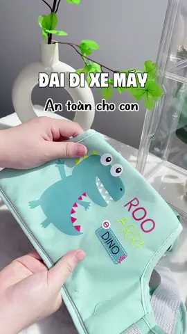 Cho bé đi de máy bố mẹ nhớ đeo đai an toàn cho con nha #daidixemaychobe #tuoimesoccon #mebimsuachamcon #daiantoanchobengoixemay 