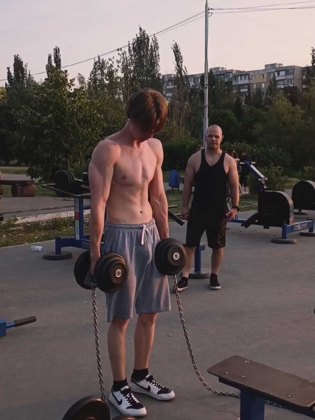 вечерние тренировки> тгк: Пикми Вадимка #training #спорт #davidlaid #aesthetic #bodybuilding 