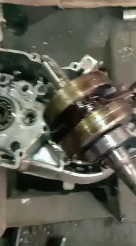 Terluka dikala motor masuk bengkel dan turun mesin🫠😓😭#rxkingnusantara #rxkingindonesia #storyrxking #rxking135cc #modifrxking #bobanknalpot #yrki 