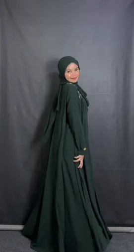 Abaya paling cantik wajib koleksi semua warnanya😭🫶🏻#abaya #abayahaneenkazami #abayahaneen #kazami #kazamistore #kaylanadira #abayahaneenkazami 