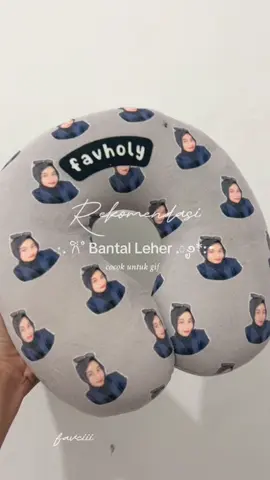 Awww cocok ni buat kasih gift ke orang spesial🤪✨🫶🏻#bantalcustom #bantalcustomfoto #giftideas #hadiahpacar #hadiahulangtahun #fyp 