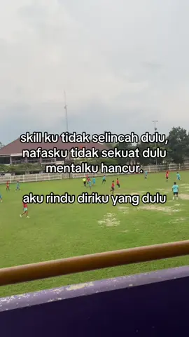 #football #footballtiktok #sepakbola #fyip #cowo #fypシ゚ #fypage #berandatiktok #bola #sepakbolaindonesia #fyp #katakatasepakbola #tarkam 