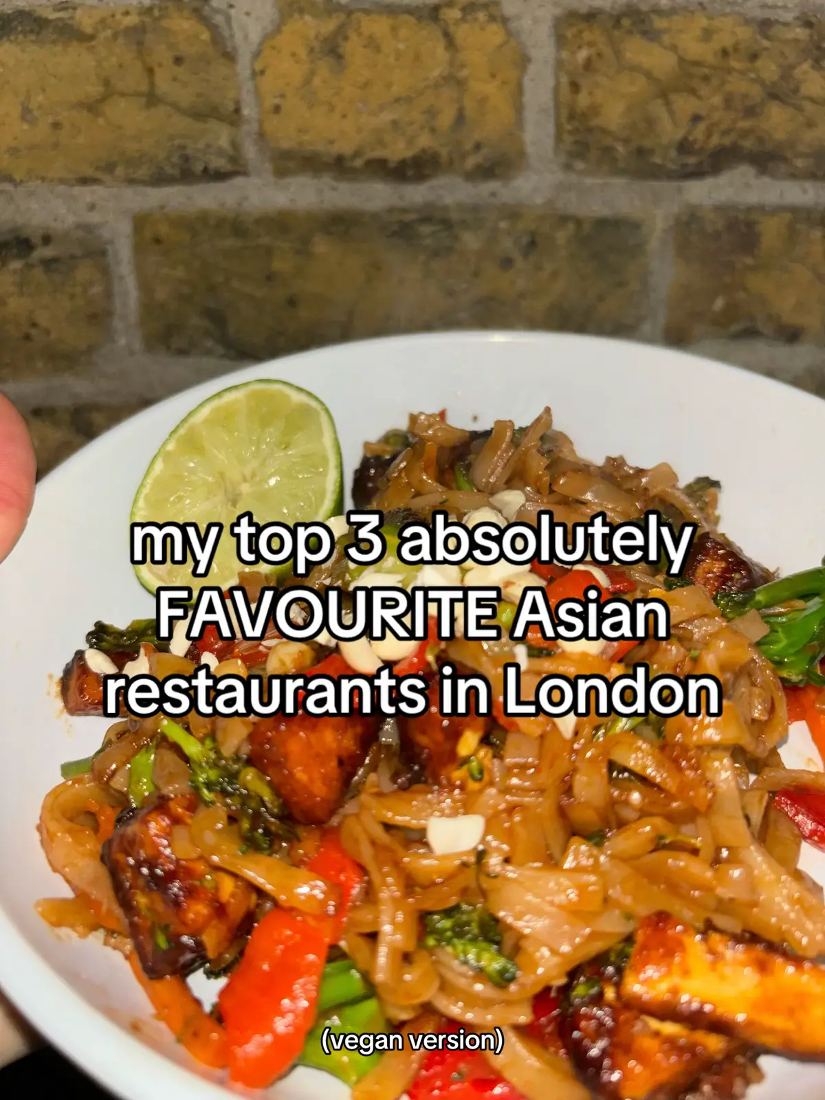 My top 3 favourite Asian vegan restaurants in London ♥️ Let me know yours. @TofuVeganlondon @bananatreeuk  On the first pic there’s a homemade vegan pad Thai, lemme know if you want a recipe.