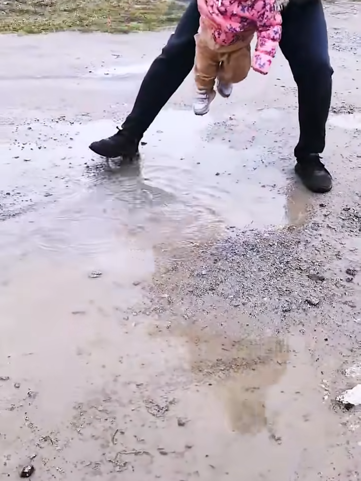 Solomiya is being mischievous.This playful girl just can’t resist splashing in puddles!👧💧😄#MischievousGirl #PlayfulChild #CheekyGirl #LittleTroublemaker #ToddlerLife #SolomiyaMoments #MiniBoss