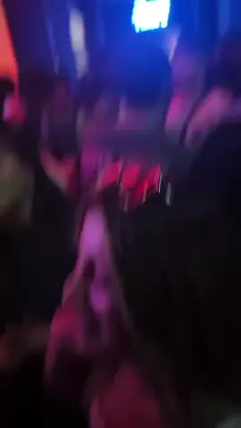 Para fingir que eres tú #videoviral #estadosparawhatsap #discotecas #parafingir 