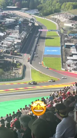 Voici quelques vidéo que j’ai eu l’occasion de prendre lors de cette petite aventure aux 6h de Spa Francorchamps en Belgique dans le championnat d’endurance WEC. Merci à tous ! #6hspa #wec #auto #Vlog 