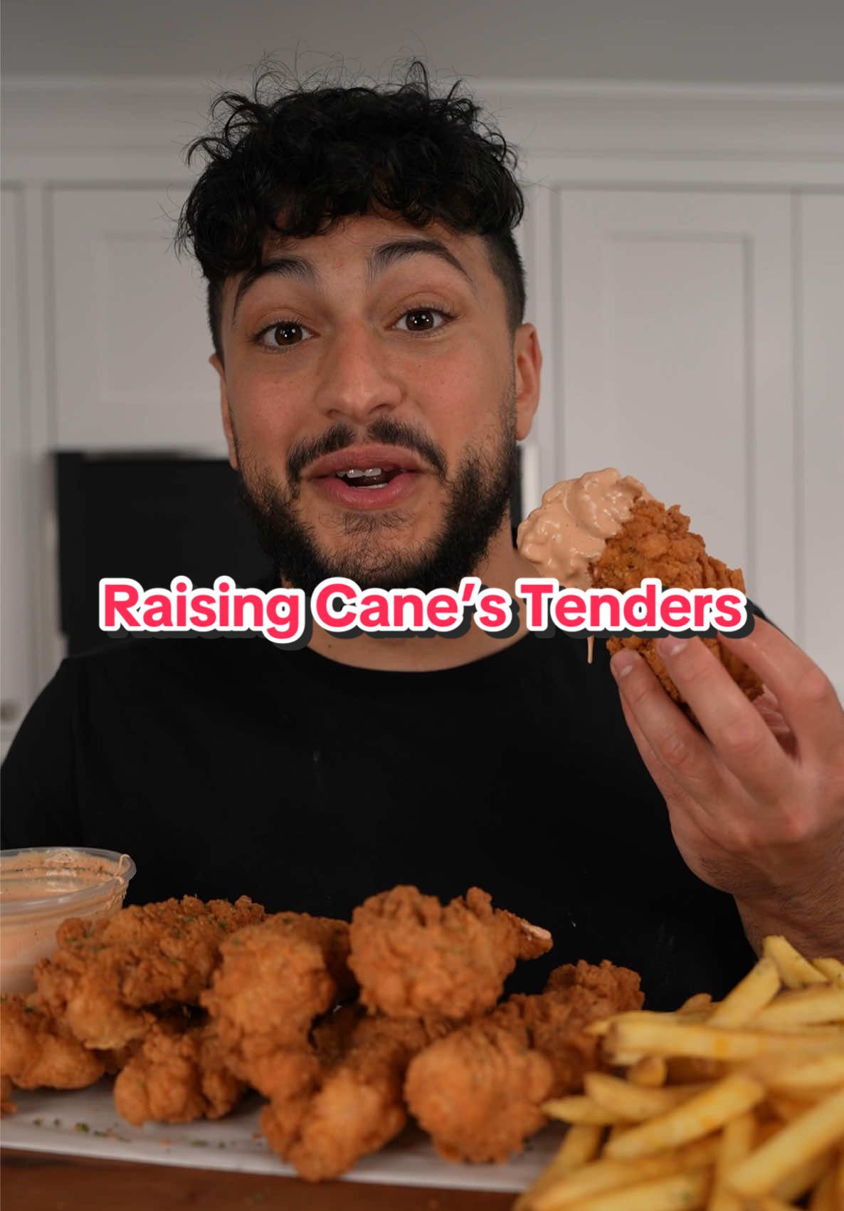 Raising Cane’s Style Chicken Tenders 🤩 Recipe:  For 10 chicken tenders: 10 chicken tenderloins (~1.5lbs) 2 cups butter milk  1/4 cup hot sauce  1 tbsp paprika, garlic, & chili powder Optional: 2 tbsp pickle juice  Dry batter:  2 cups self rising flour (or AP flour and baking powder) 2/3 cup corn starch  1 tbsp paprika, garlic, & chili powder Sauce: 1 cup mayo  1 cup ketchup  1/4 cup Worcestershire  Salt, pepper, garlic (to taste) (I did 1tsp each) 