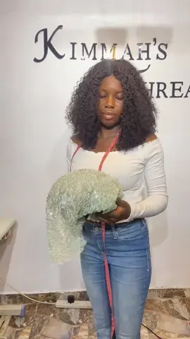 Make I no dance keh ?#fashiontiktok #lagosfashiondesigner #fashiondesignerinoworoshoki 