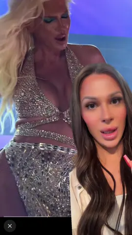 Huda Beauty Easy Bake Loose Baking & Setting Powder 🙏