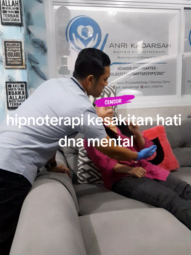 pilihat yg sangat menyakitkan tp kmu berhak untuk hidup bahagia. hipnoterapi membantu anda mengenai kesakitan hati dan mental. info terapi,konsultasi WA081321870310 ato cek link bio #rumah_hipnoterapi #cikarang #Rumah_hipnoterapi #hipnoparenting #KesehatanMental #hipnoterapi 