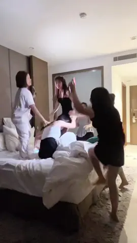 Khi hội ce trốn ck đi quẩy 😆😆😆 #hangphuong #dulich #trenddulich #hoibanthan 