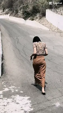 ရွှေကြာလေးပွင့်သလိုပုံနှယ် #fypシ゚ #foryou #ဒီတပုဒ်တော့fypပေါ်ရေက်ချင်တယ် #fyp 