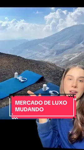 O mercado de luxo tá mudando muito! Fiz um episódio inteiro sobre isso no podcast, se quiser assistir, é só clicar no link da bio. #luxo #welness #bemestar 
