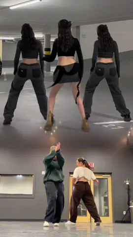 #dancemoms #dancetiktok #viraldance #newdancechallenge #dancetrend #fyp #dancevideo #dancevideo #danceteam #tiktok_usa #trendingdance #dancetutorial #afterhours 