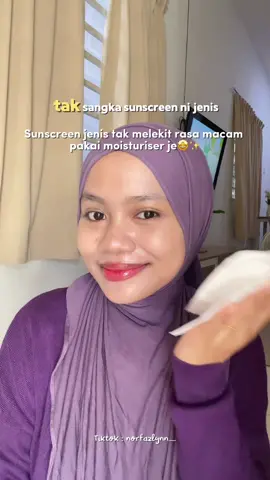 Replying to @angel akan jadi my fav sunscreen sbb comel pastu senang bwk and tak melekit😍 @Carslanmy  #carslancrushbrandday #carslansummermakeup #sunscreen #sunscreenviral #sunscreencarslan #uvprimer #carslan #carslancosmetics #carslansunscreenfoundation 