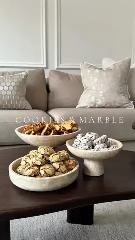 Tradition served with elegance ♡ #eid #eidmubarak #moroccancookies #morocco #cookies #marble #interior #party 