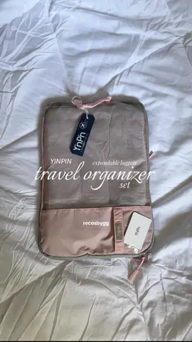 TRAVEL ESSENTIAL: compression travel luggage organizer set ✈️ definitely a must-have when travelling! specially for overpackers like me! this is a must-have!! 🤭 #travel #travelorganizer #travelorganizerpouch #organizerideas #travelorganizerbag #compressioncubes #compressioncubes #luggageorganizerbag #travelessentials #travelessential #traveltiktok #recosbygg 
