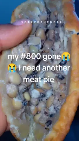 meat pie turned to beans pie God please help us🙏🏼🙏🏼 #everybodymakesmistakes #viral #fyp #goviral #trendingvideo 