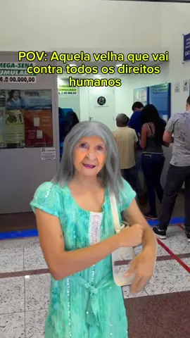 Essa velha é muito tirona ne @vitororth HAHAHAHAHAHAHAHAHAHAHAAHAHAHAHAHAHAH