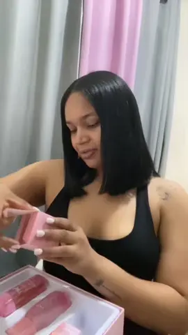 Te enseño lo nuevo que llegó a mi rutina de skincare a mi estilo, tengo ALTAS expectativas 😍💆‍♀️ ¿Vale la pena? Vamos a descubrirlo juntas 💖#SkincareTikTok #VitaminaC #BeautyReview #skycosmetics #skincaretips #beauty #fyp #creatorsearchinsights2025  #CapCut @Skycosmetics 💗
