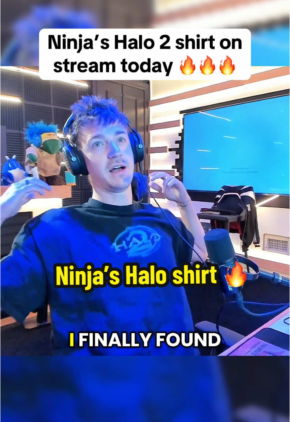 Ninja’s Halo 2 shirt on stream today 🔥 #ninja #ninjaclips #ninjafortnite #fortniteclips #fortnitepro #gaming #videogames #Halo #twitchclips 