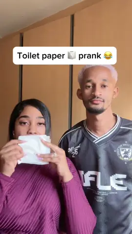 Toilet paper prank #funny #prank #funnyprank #couplecomedy #prankboyfriend #prankhusband #wifeandhusband #scarecam #funnyvideos 