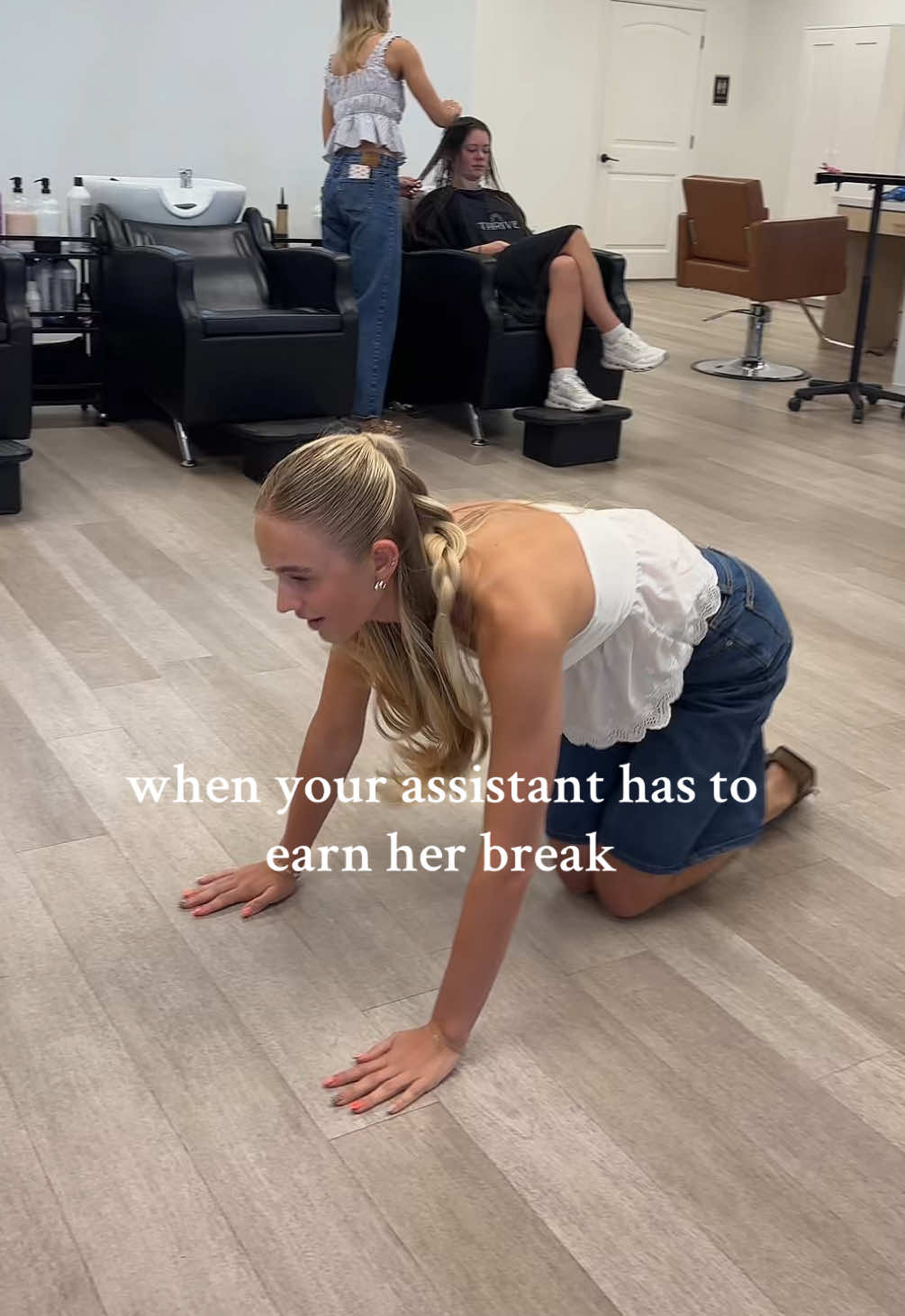 don’t worry guys I treat her well and fed her Starbucks #hair #hairstylist #hairassistant #assistant #salon #hairstylistlife @courtney | ut hairstylist @Thrive Salon 