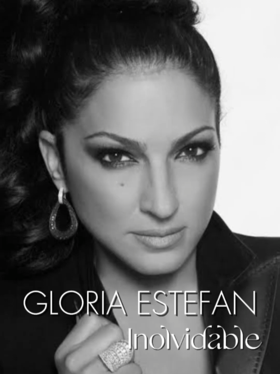 🎼 GLORIA ESTEFAN | CON LOS AÑOS QUE ME QUEDAN  📻 Álbum《Mi tierra》1993 🎙《Con los años que me quedan》fue escrita e interpretada por la cantante Gloria Estefan, y fue producida por su esposo, Emilio Estefan, junto a Jorge Casas y Clay Ostwald. La letra de la canción habla sobre el amor y la promesa de darlo todo en los años que quedan de vida. #GloriaEstefan #conlosañosquemequedan #inolvidable #balada #romantica #bolero #Retro #musica70s80s90s 